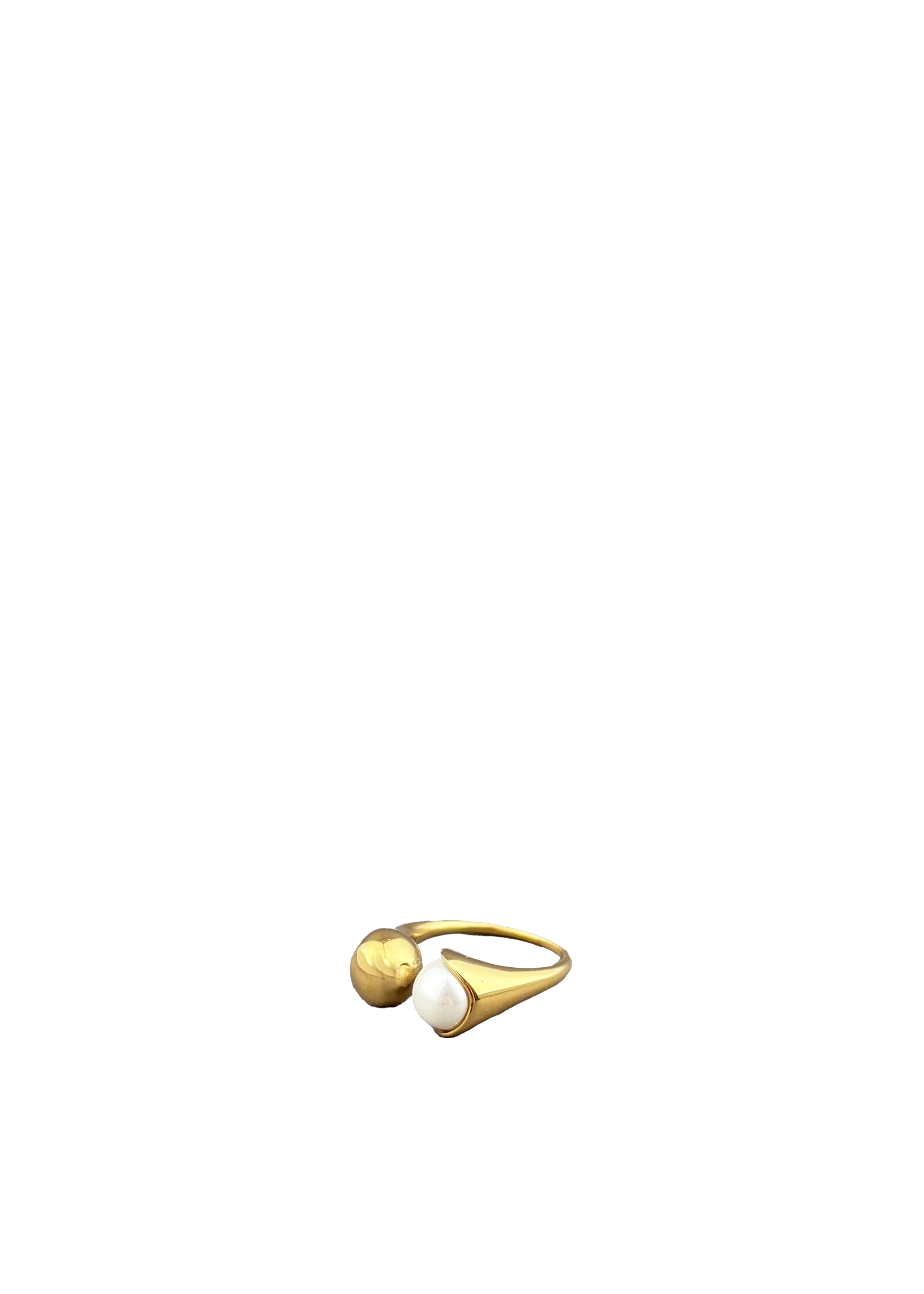 Gold and Pearl Ring